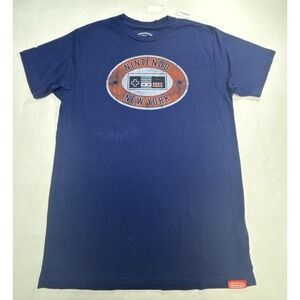 Nintendo New York graphic‎ t-shirt Men's size Large blue